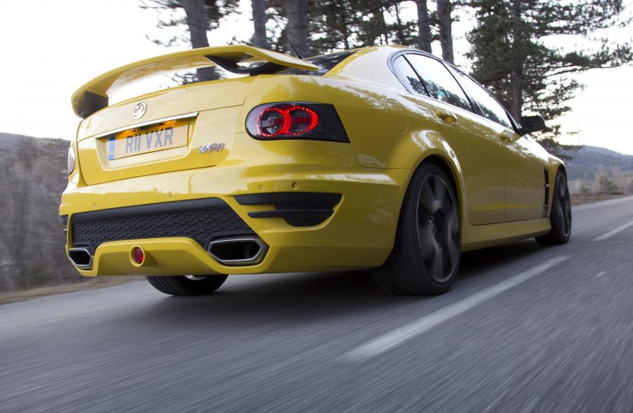  Vauxhall VXR8 2011 года  (фото 37 из 80)